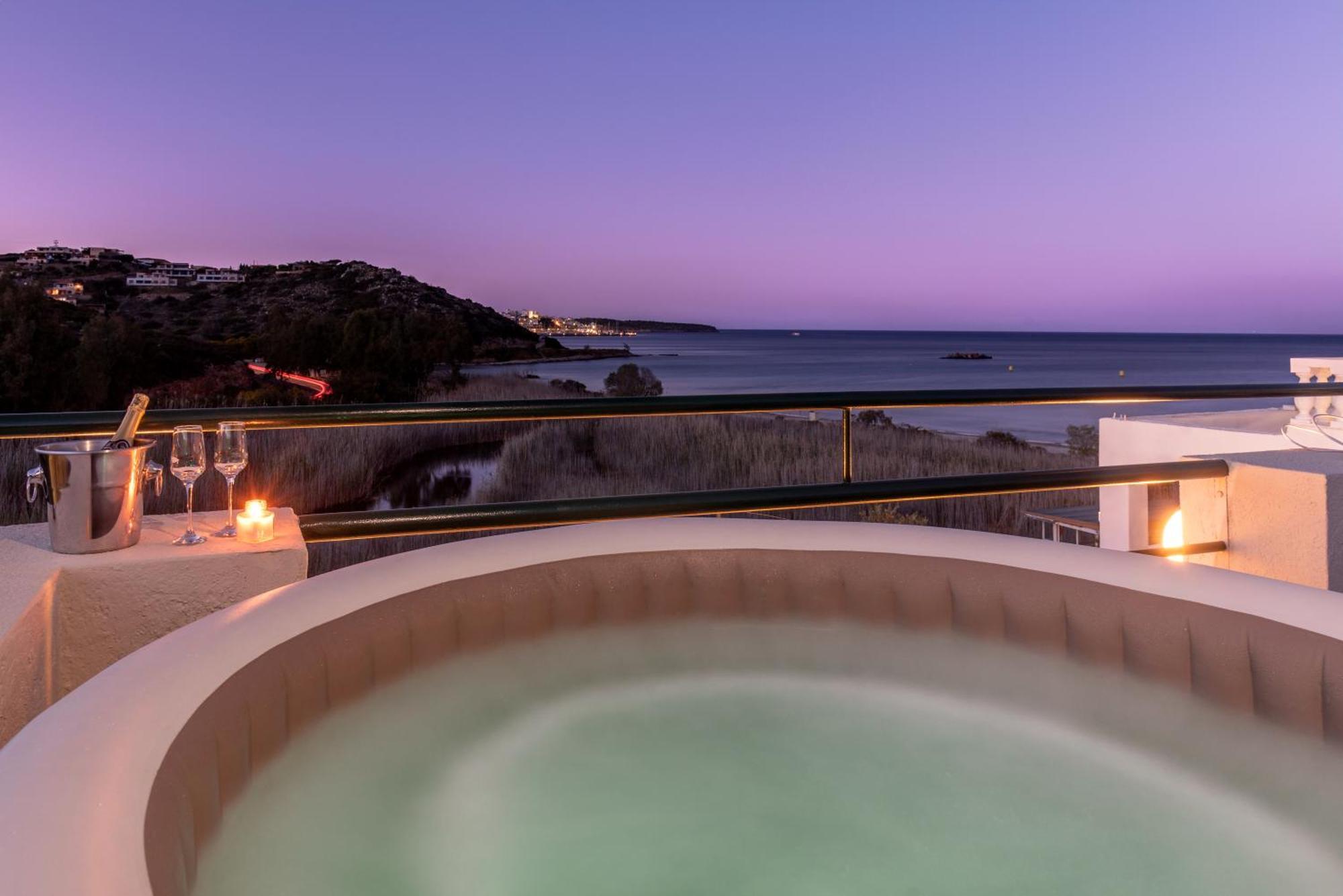 Coastal Dream Beachview Jacuzzi& Sauna Amoudara  Extérieur photo
